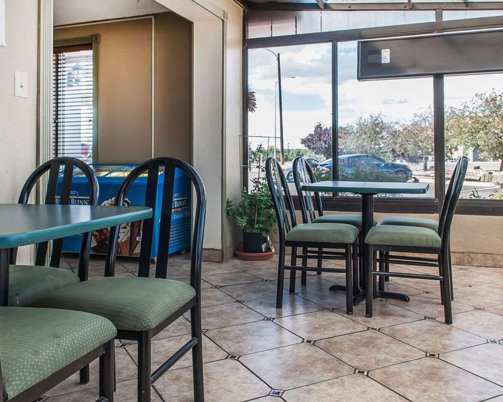 Rodeway Inn Farmington Restaurant foto
